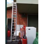 Zarges 14 tread triple extending tripod ladder