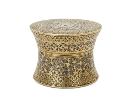 A waisted engraved and black lac brass lime potSouthern Arabian Gulf or Western Indian Ocean, first half 20th centuryOn plain