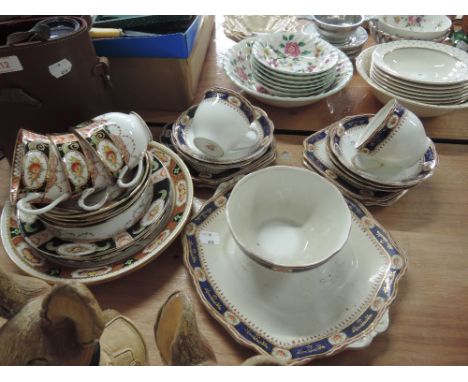 A selection of Shore & Coggins vintage dinner and tea ware 'Opal' and 'Superior'    