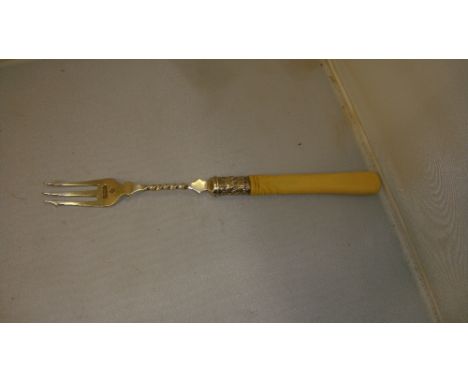 Silver and ivory handle pickle fork Sheffield 1900 Martin Hall & Co.