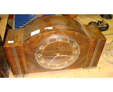 Vintage walnut case mantle clock