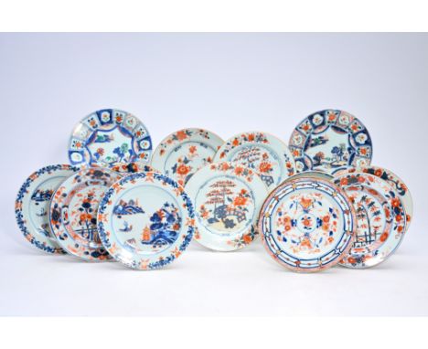Thirteen Chinese Imari style and verte-Imari plates with floral design, Kangxi/QianlongDia.: 23,5 - 22 cm (the largest and th
