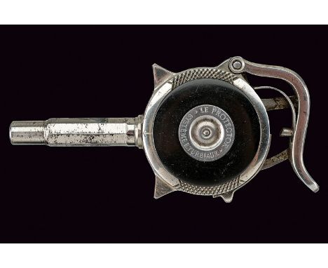 A "Le Protector" palm-pistol dating: last quarter of the 19th Century provenance: France Round shape, marked "Le Protector. S
