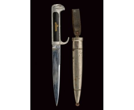 A MVSN officer's dagger, first model dating: second quarter of the 20th Century provenance: Italy Straight, single -and false