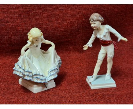 2 Royal Worcester F.G. Doughty figurines "Masquerade" girl and boy, both in good condition.