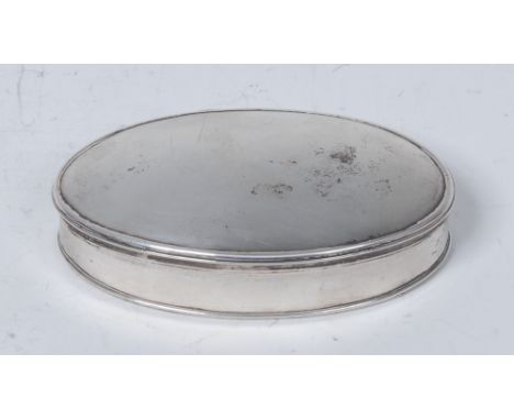 An early 18th century silver oval snuff box, quite plain, stand-away hinged cover, gilt interior, makers mark only, HB creste