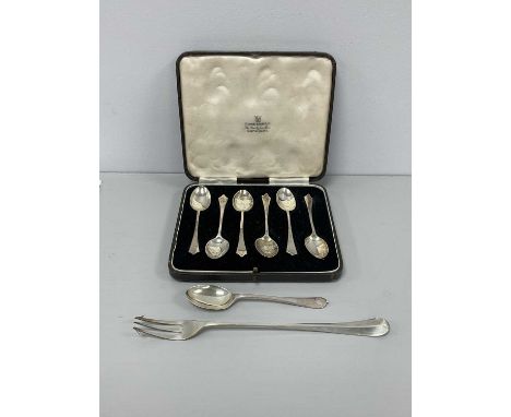 A Set of Six Hallmarked Silver Demitasse Spoons, T.W&amp;Co Ltd, Sheffield 1946, the tapered handle with chevron shaped termi
