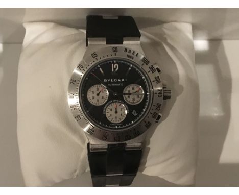 A Gents Bvlgari Automatic Diagono Professional Chronometer, three subsidiary dials, date aperture, original rubber strap, ful