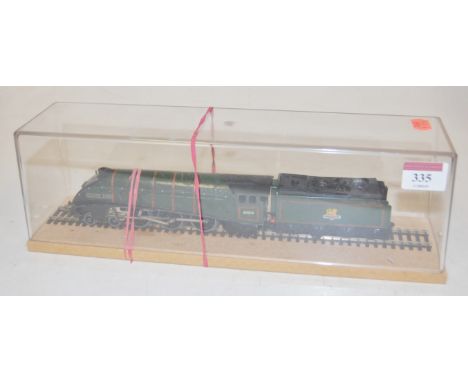 A loose Hornby 00 gauge Silver King train and tender 