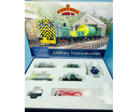 Bachmann OO Gauge 30-130 Military Manoeuvres Train Set Unused Boxed  CONDITION REPORT: Lacking Transformer otherwise set is c