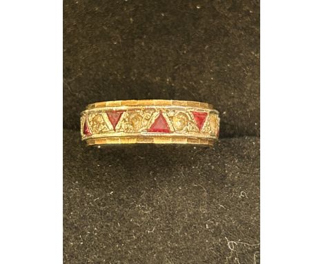 9ct Dual colour eternity ring set with white & red stones Size L 3.1g