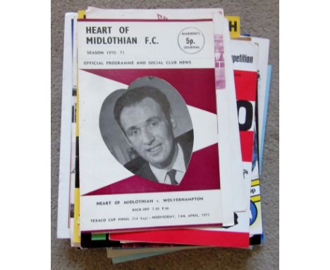 MINOR CUP PROGRAMMES X 46
Nice collection from 1960's omwards includes Welsh Cup, County Cups, Anglo Scottish, Anglo Italian 