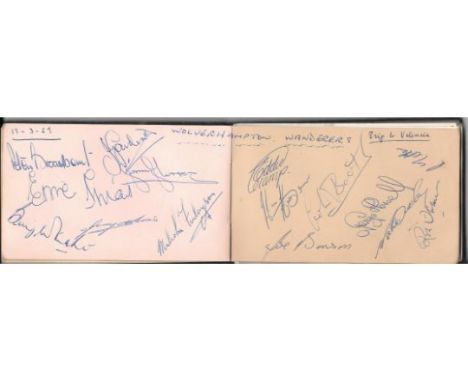 VALENCIA V WOLVES AUTOGRAPHS 1957
4 Pages from vintage Autograph book
Pages 1 &amp; 2 - Wolves trip to Valencia March 1957 fo