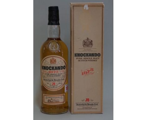 A 75cl bottle of Knockando 1975 vintage whisky,&nbsp;bottled in 1988, in card box. 