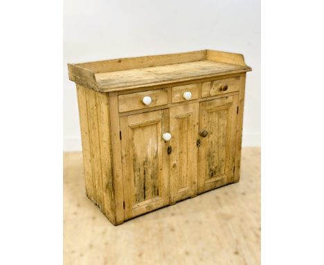 A  rustic 19thc stripped pine Scotch dresser with ledge back (h. 100cm x l.120cm x w.50cm)