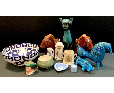 Ceramics - a Blue Mountain Pottery model of a seated Cat;  an Italian Art Pottery Bitossi style horse;  similar bull;  a pair