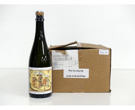 + VAT 6 bts Henners Maypole Brut Vintage Sparkling Wine 2017 oc. PLEASE NOTE: This lot is subject to VAT on the hammer price,
