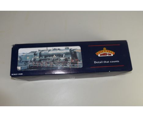 Boxed Bachmann 00 gauge 31-227 rebuilt Scot "Queen's Westminster Riflemen" BR green L/crest No 46162 locomotive