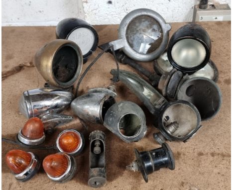 A vintage King of the Road Type D20 number plate lamp and other lamp bodies