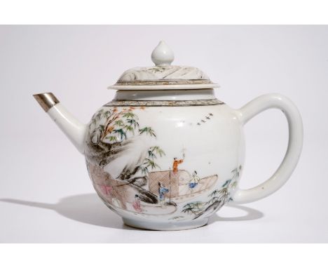 A Chinese silver-mounted grisaille-rose covered teapot, Yongzheng  L.: 17 cm - H.: 12 cm  Condition reports and high resoluti