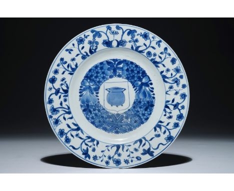 A Chinese blue and white plate with coat of arms of 'Potken', Kangxi, 1662-1722  Dia.: 24,5 cm  Condition reports and high re