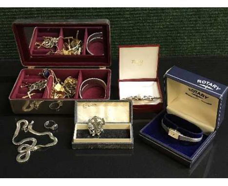 Several jewellery boxes containing a 9ct gold dress ring, costume jewellery, lady's Rotary watch etc (Q)