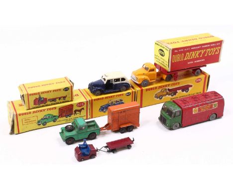 Five Dublo Dinky Toys, all very noticeably chipped (F-G): 073 Land Rover, with windows, with red rear lights, black treaded w