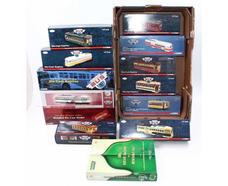 A tray containing Corgi 1/50 scale vintage bus/other boxed modern issue diecast to include No. US55031, South Eastern Pennsyl