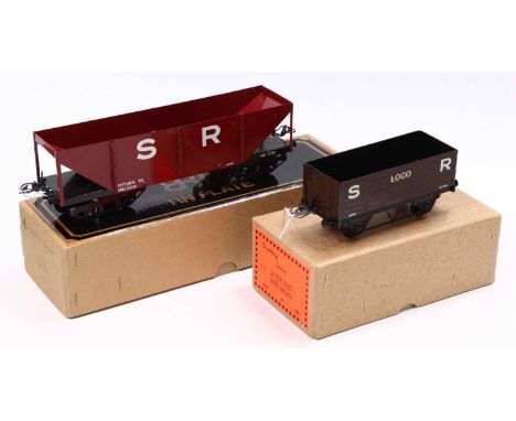 Two Directory Series (B.Ridgley) goods wagons: SR 40-ton bogie hopper, red with white lettering, ‘Return to Meldon’; 4-wheel 