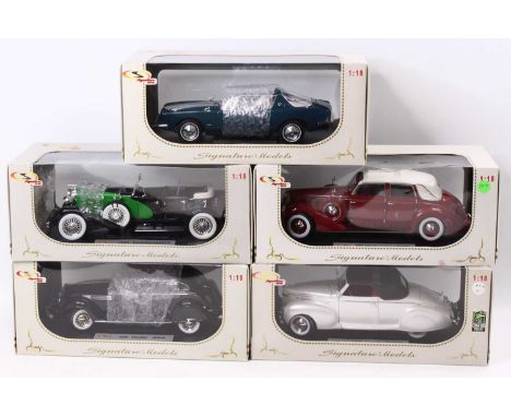 A Signature Models 1/18 scale group of five boxed modern issue diecast to include a 1937 Lincoln Touring Cabriolet, a 1939 Li
