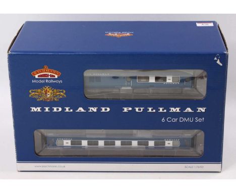 31-256DC Bachmann Branch-line Midland Pullman 6-car unit Nanking Blue with yellow ends, DCC on board. (NM) (BE)