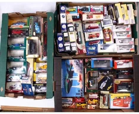 Thre trays of mixed modern issue diecast by Corgi Toys, Onyx, Formula One, Corgi Vanguards, EFE and others, specific examples