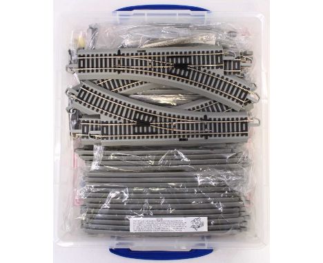 Bachmann e-z track, 00 gauge grey plastic base inset with black sleepers: two each L/h &amp; R/h points; 15 straights; 16 cur