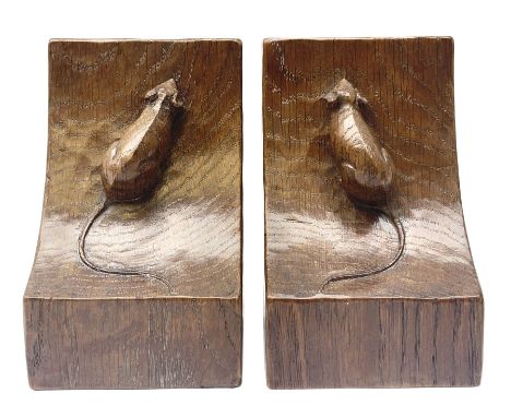 Pair 'Mouseman' tooled oak bookends carved with mouse signature, by Robert Thompson of Kilburn Dimensions: Height:&nbsp;16cm&