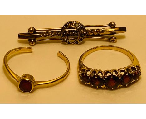 SCRAP GOLD AND STONES INCLUDING 18ct GOLD RING SET WITH RUBY APPROX 0.21ct, RING PREVIOUSLY CUT, TOTAL WEIGHT APPROX 2.36g; U