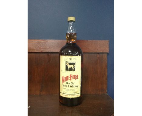 WHITE HORSE 4.54 LITRE Blended Scotch Whisky. Bottled by White Horse Distillers Ltd., bottle no. 1932790. 4.54L, 40% volume .