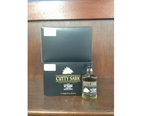 CUTTY SARK AGED 12 YEARS MINIATURE (24) Blended Scotch Whisky 5cl, 40% volume. 24 miniatures.
