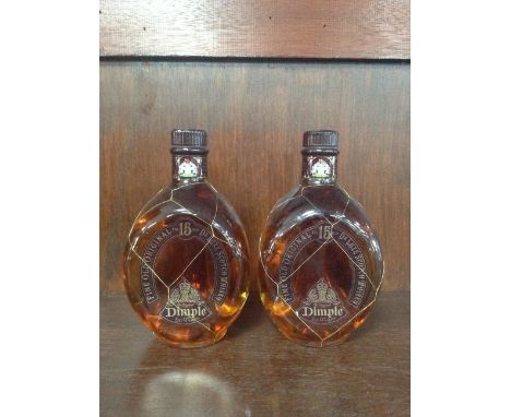TWO BOTTLES OF DIMPLE 15 YEARS OLD Blended Scotch Whisky 75cl, 43% volume. Two bottles.