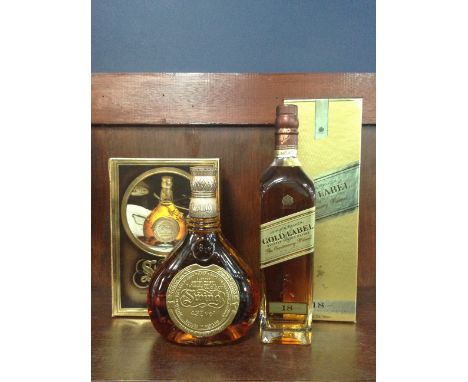 JOHNNIE WALKER GOLD LABEL CENTENARY BLEND AGED 18 YEARS Blended Scotch Whisky 70cl, 40% volume, in box. JOHNNIE WALKER SWING 