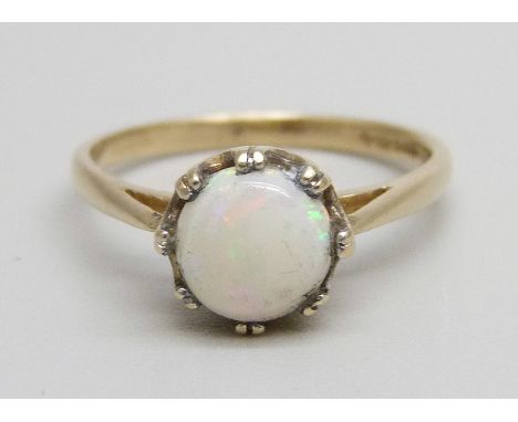 A 14k gold, opal solitaire ring, 2.2g, M 