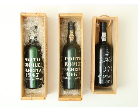 Twee flessen Kopke Colheita port 1947 en 1963; en Real Vinicola 1978 vintage port. Conditie: vulniveau variërend.