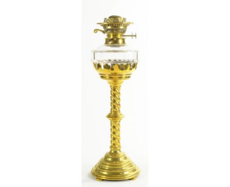 A VICTORIAN BRASS OIL LAMP, 50CM H