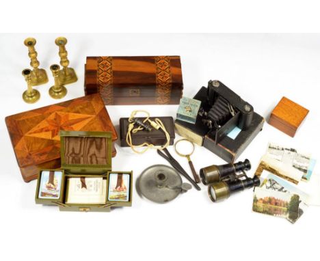 MISCELLANEOUS ITEMS, INCLUDING STRAW WORK JEWELLERY BOX, POSTCARDS, VINTAGE CAMERA AND BRASS AND PEWTER CANDLESTICKS, ETC