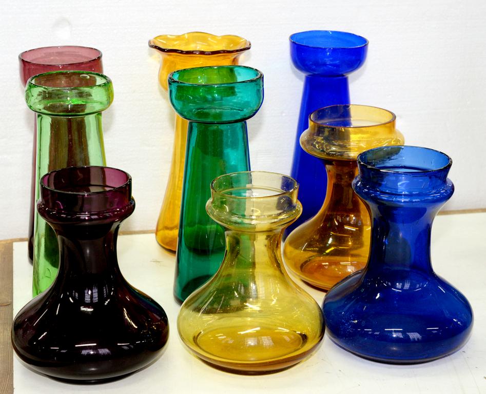 NINE COLOURED GLASS HYACINTH VASES, LARGEST 20CM H, 19TH / 20TH C