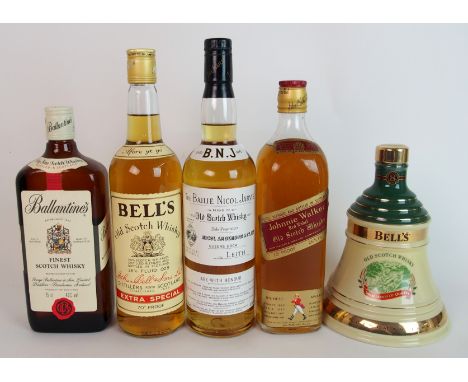 A bottle of Bailie Nicol Jarvie whisky 70cl, 40% volume, twelve bottles of Ballantines whisky, 750ml, 40% volume, eight bottl