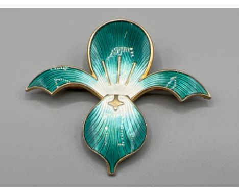 Very rare Aksel Holmsen norway sterling silver and enamel brooch in good condition