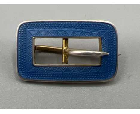 Blue enamel and silver buckle brooch in good condition