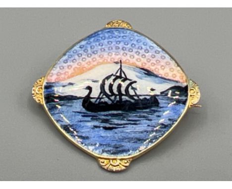 Salamander Kunstsmykker Denmark silver and enamel brooch. In good condition