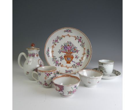 A small quantity of 18thC Chinese Tea Wares, to comprising two famille rose Tea Bowls, a famille rose Tea Cup, a famille rose