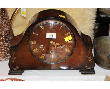 Mid 20th century oak mantle clock 